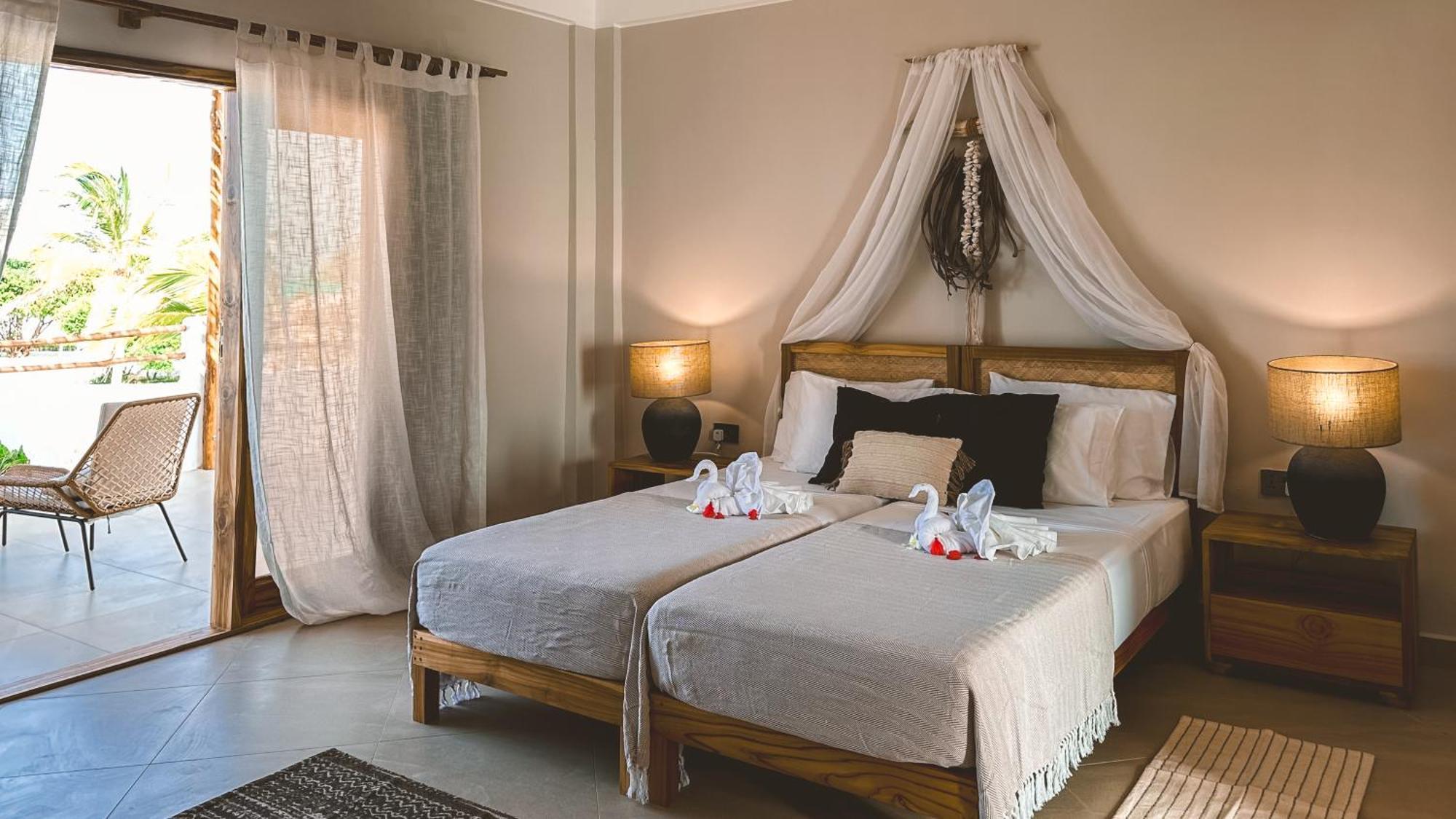 Kaskazi Hotel Zanzibar 잠비아니 외부 사진